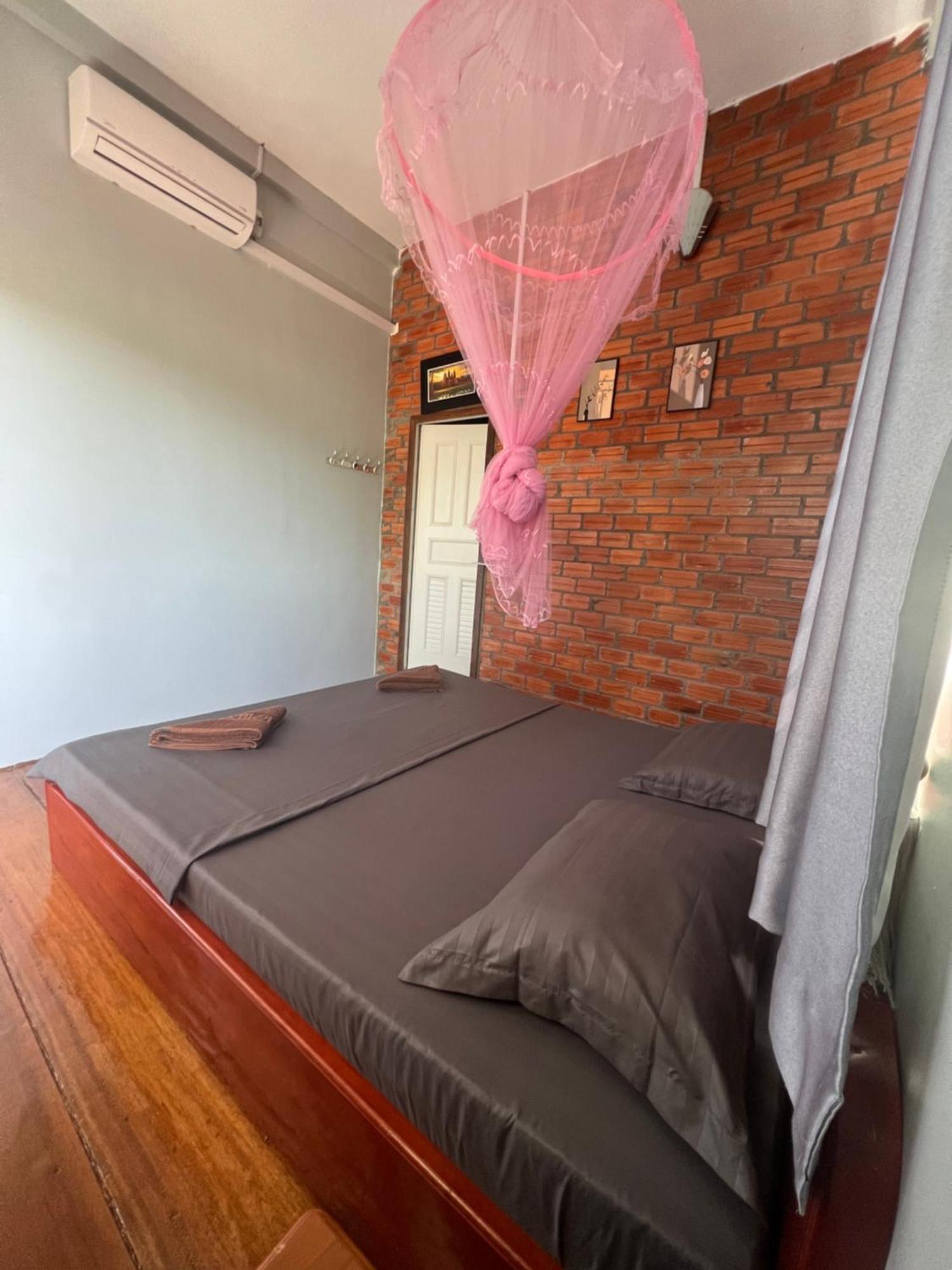Ing Ing Guesthouse 高龙撒冷岛 外观 照片